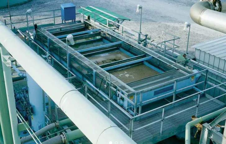 溶气气浮机在海水淡化预处理中的应用1